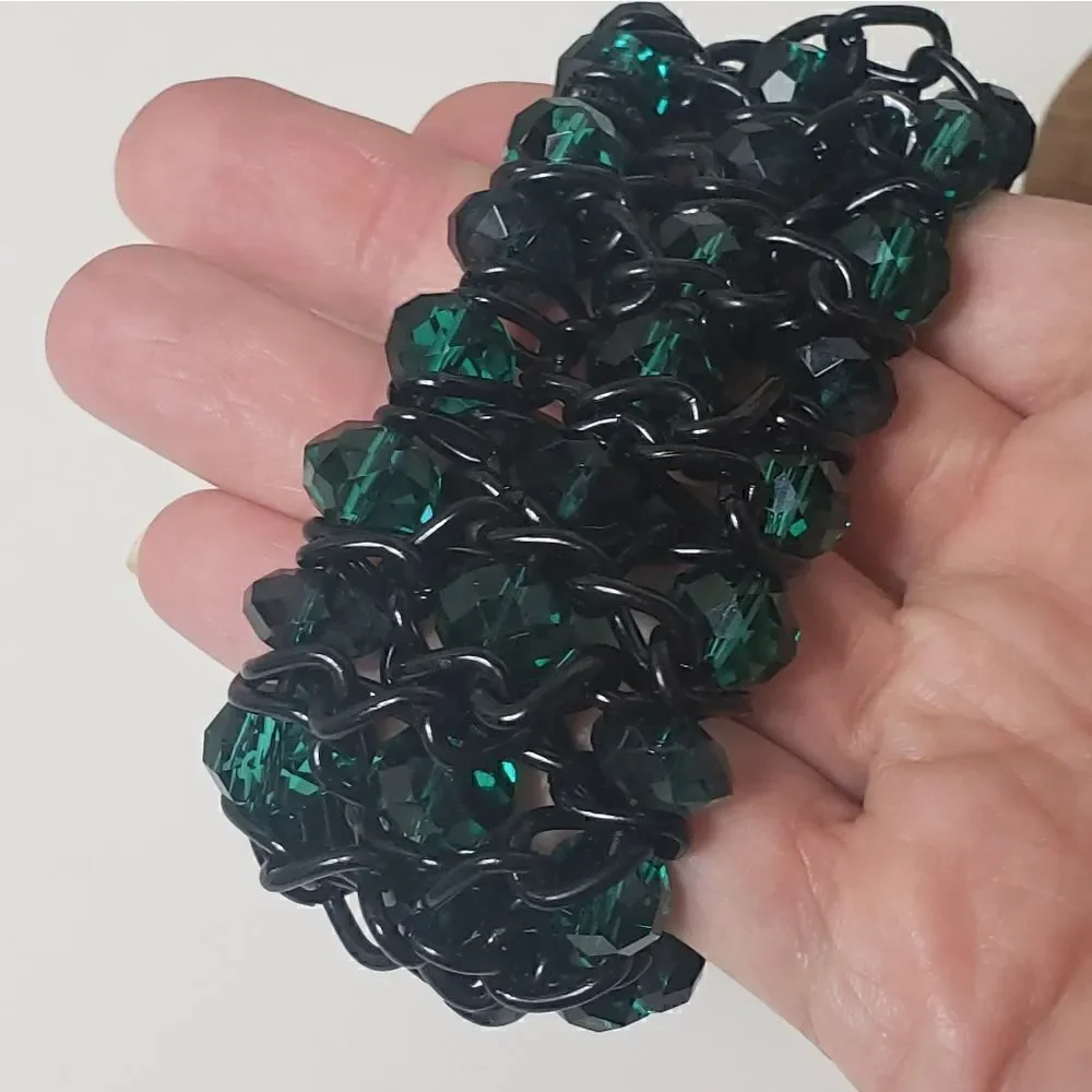 VINTAGE Chunky Black Chain & Faceted Beads Stretch Bracelet